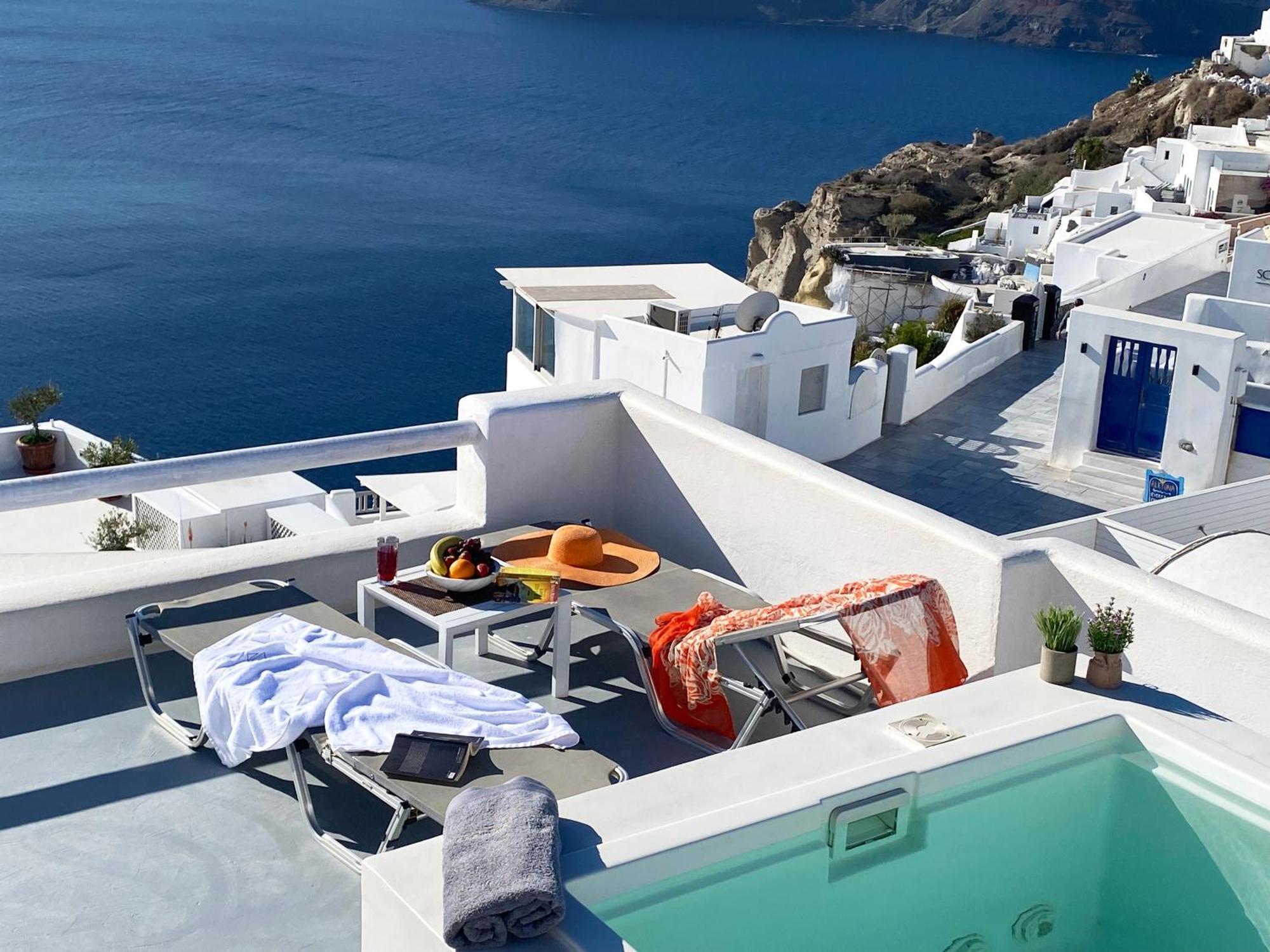 Diamond Luxury Suites Collection Oía Exterior photo