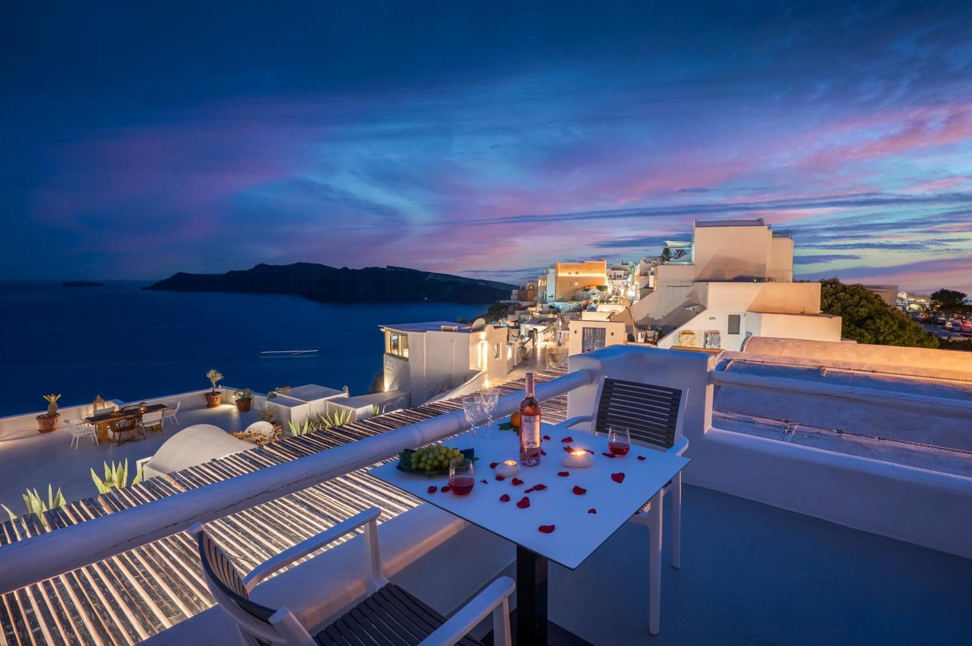 Diamond Luxury Suites Collection Oía Room photo