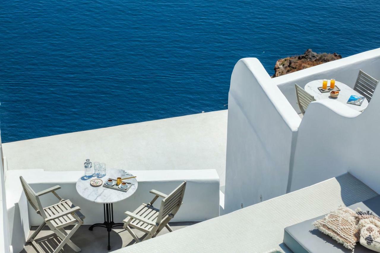 Diamond Luxury Suites Collection Oía Exterior photo